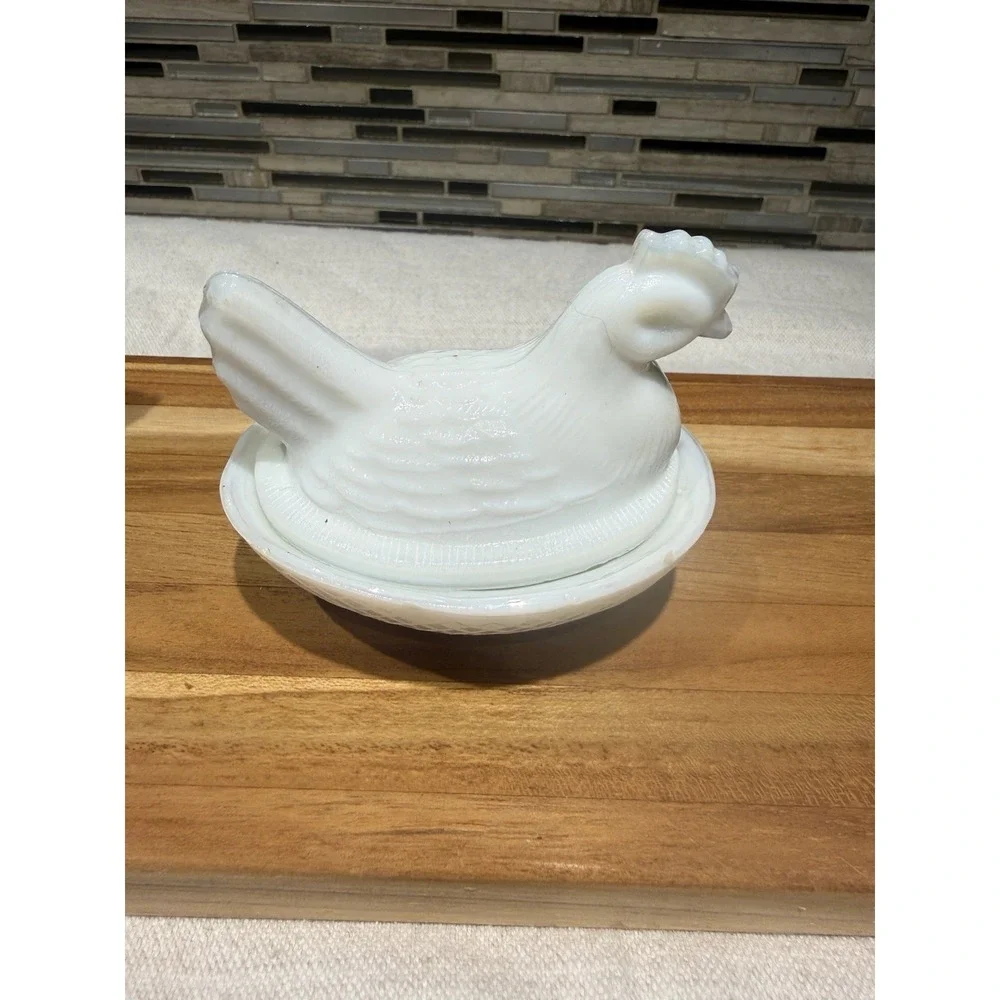 Vintage Set Of 2 Milk Glass Chicken Hen on Nest EVC Candy Dish Hazel Atlas?